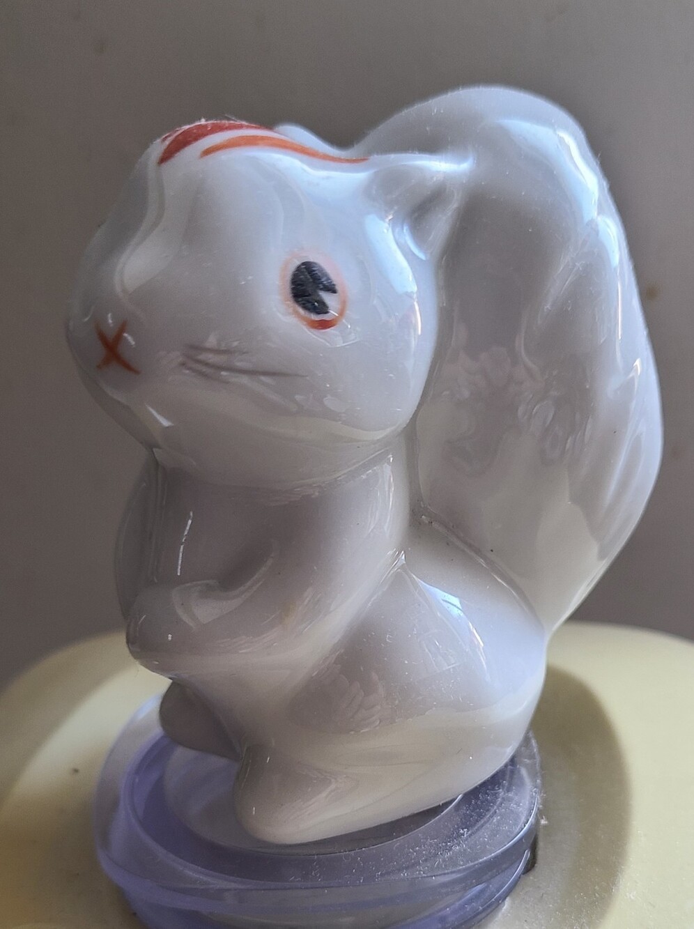 White Ceramic Squirrel Figurine - Decorative Accent